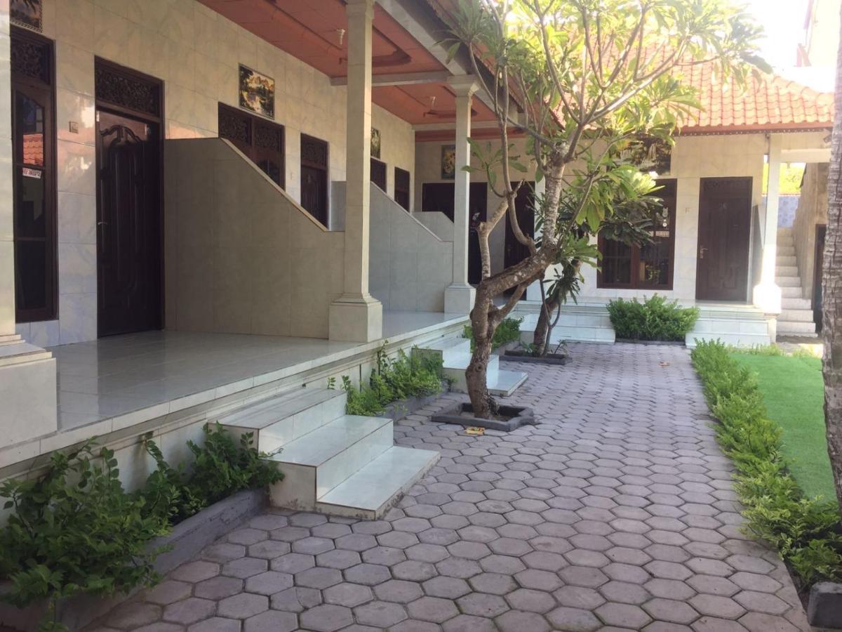 Wahyu Homestay 1 누사 렘봉안 외부 사진
