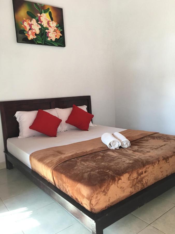 Wahyu Homestay 1 누사 렘봉안 외부 사진