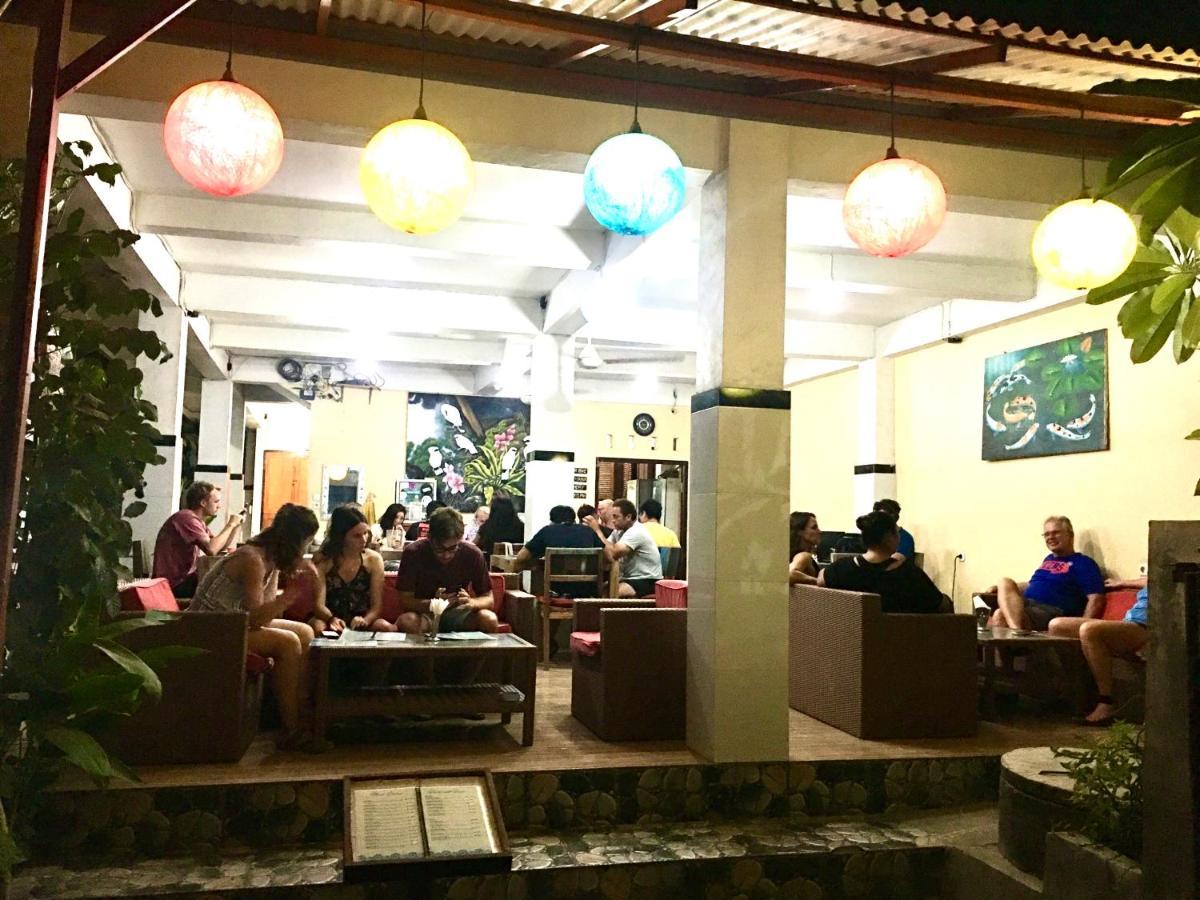 Wahyu Homestay 1 누사 렘봉안 외부 사진