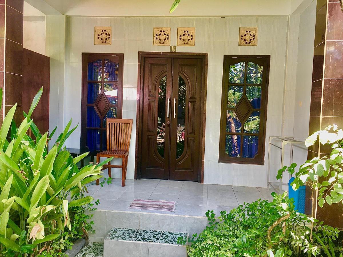 Wahyu Homestay 1 누사 렘봉안 외부 사진